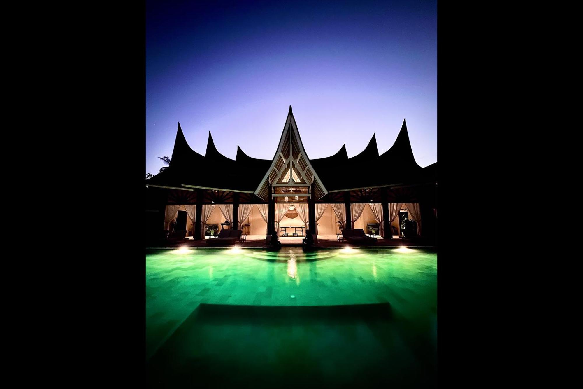 Rascals Hotel - Adults Only Kuta  Экстерьер фото